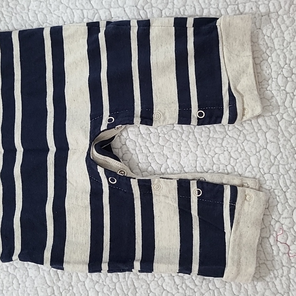(Pre-loved) Old Navy Baby Jumpsuit - Picture 5 of 5